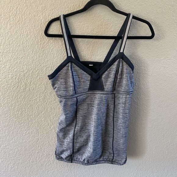 Lululemon Light Up Tank Womens 8 Heathered Black Grey Elastic Waist Back Pocket - Picture 1 of 7